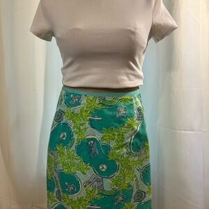 Lilly Pulitzer Blue and Green Tropical Vacation Print Knee-Length Pencil Skirt